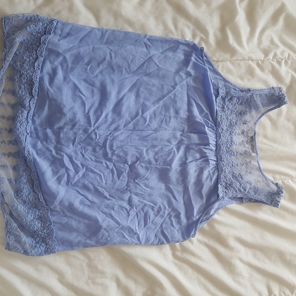 tank top - Picture 2 of 4